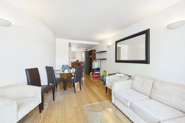 Flat 14, 480, London Road, Middlesex photo 4