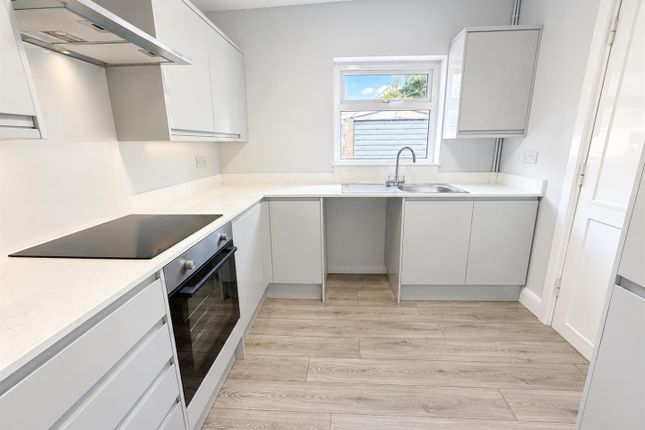 6, Iver Lane, Uxbridge photo 2