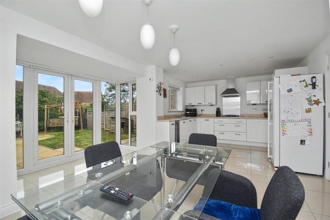 9, Grant Drive, Corby photo 2