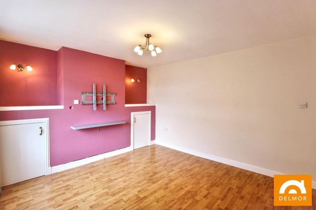 34, Hollybank, Leven photo 4