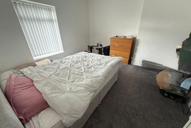 8, Thames Street, Chopwell photo 4