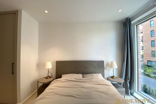 a10 Cedrus Avenue, Southall photo 3