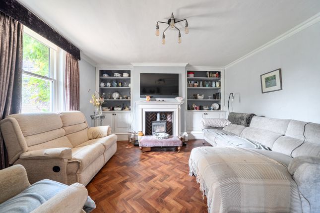 1, Orchard Court, Gloucestershire photo 2