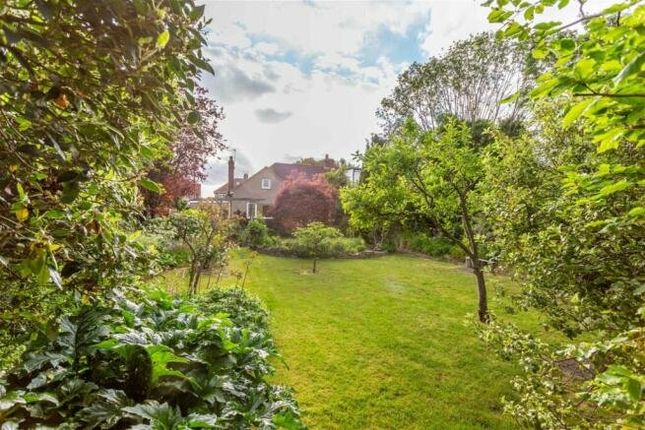Thumbnail Bungalow for sale in Townley Road, Bexleyheath, Kent