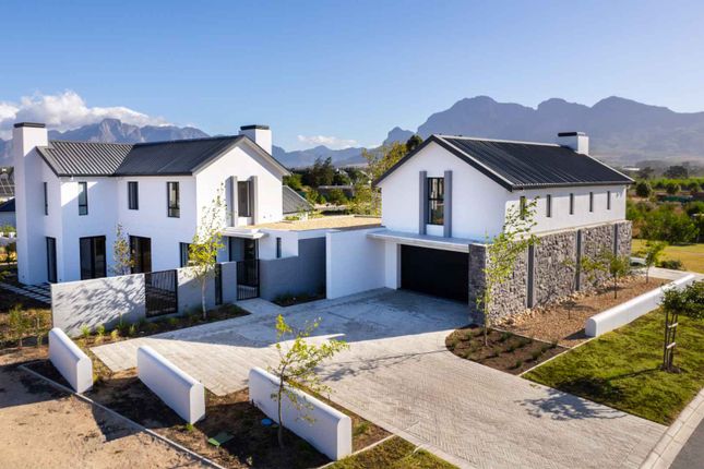 Thumbnail Detached house for sale in Val De Vie Estate, Paarl, South Africa