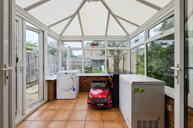 27, Angoods Lane, Chatteris photo 4