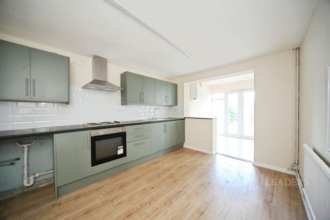 145, Trident Drive, Dunstable photo 2