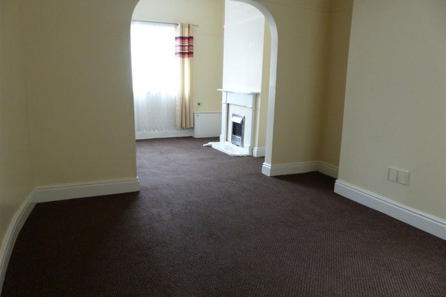 84, Burlington Crescent, East Yorkshire photo 3