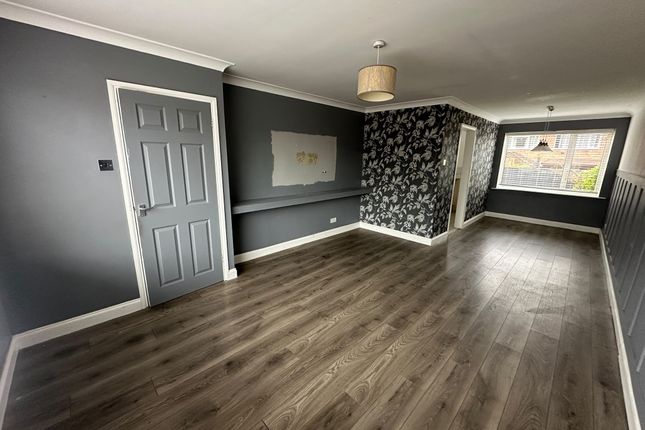 15, Melford Drive, Doncaster photo 2