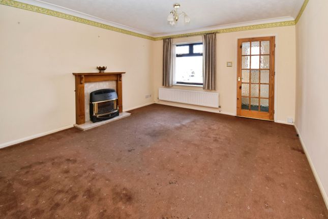 15, Loveden Close, Newark photo 3
