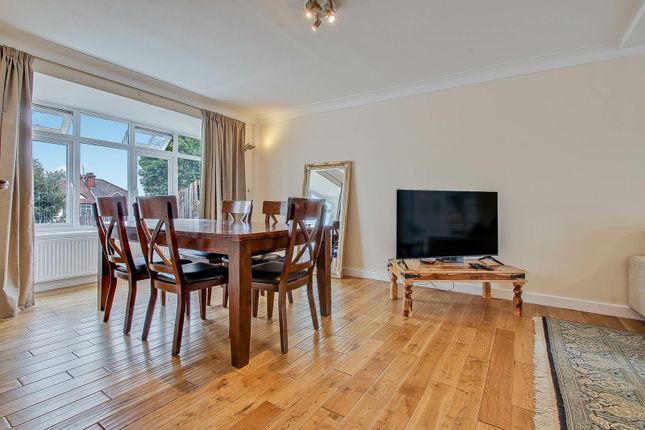 294, Dollis Hill Lane, London photo 4