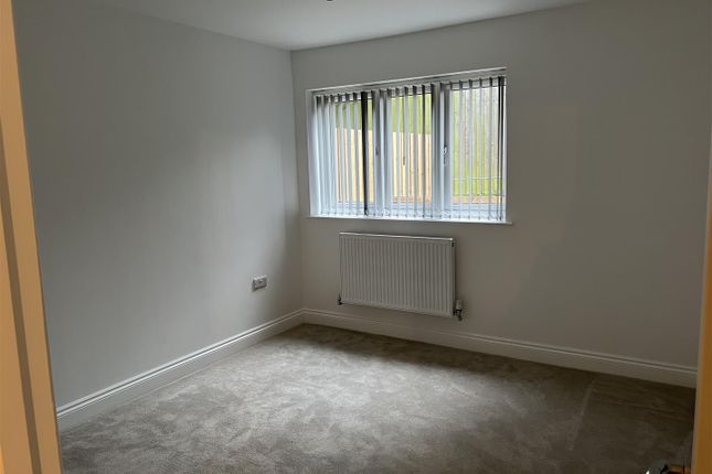 Flat to rent in Saxeway Drive, Chartridge Lane, Chesham