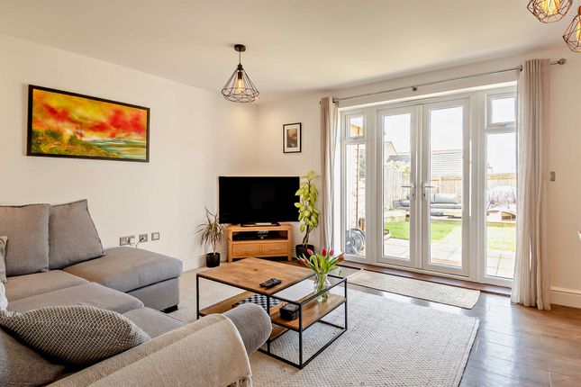 10, Vanderbank Terrace, Stamford photo 3
