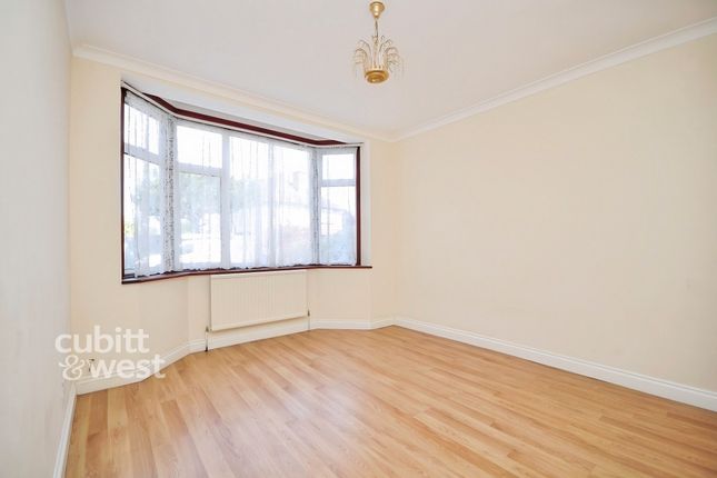 12, Elmbrook Road, Sutton photo 2