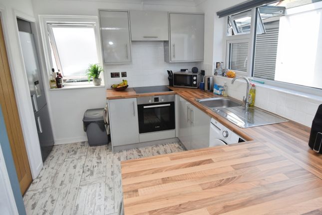 3, Belmont Close, Bridgwater photo 5