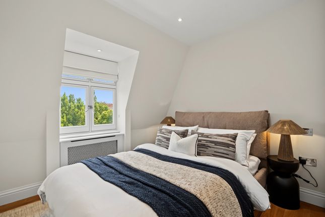 Flat 4, 63-65, Hamilton Terrace, London photo 4