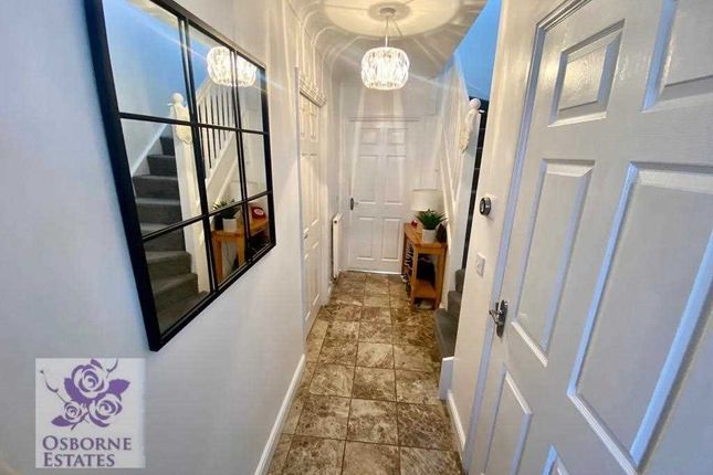 Detached house for sale in Cedarwood Drive, Mountain View, Porth