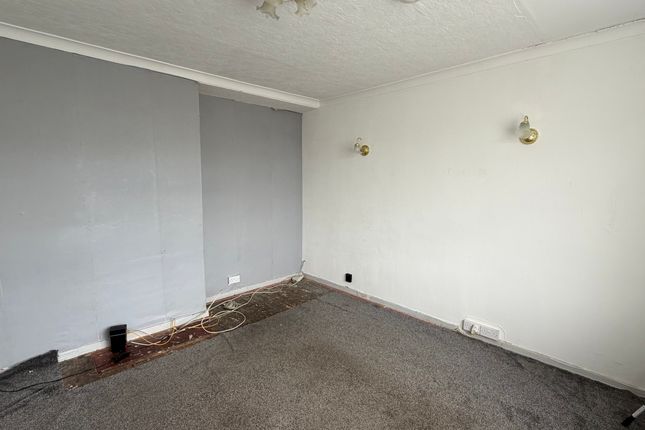 47, Bateman Road, Leicester photo 2