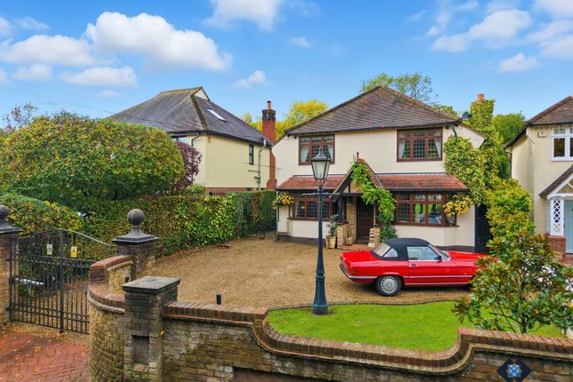 Detached House For Sale