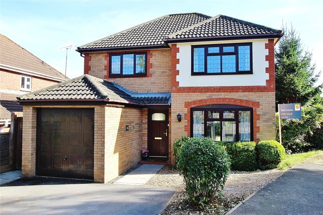 Thumbnail Detached house for sale in Knaphill, Woking, Surrey