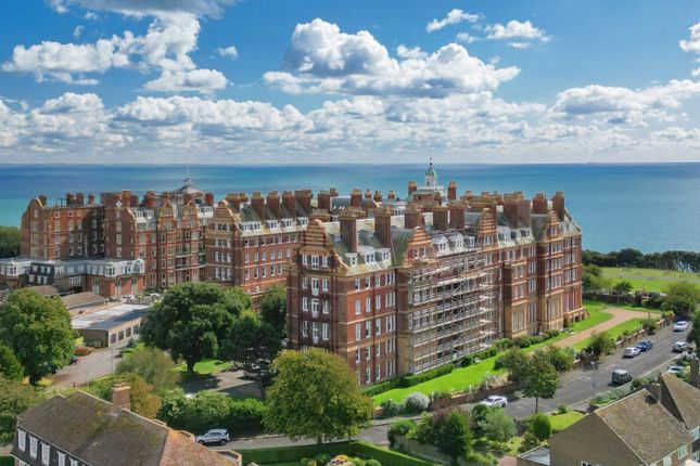 2-bed flat on Flat 105 The Metropole,, The Leas, Kent, £250,000