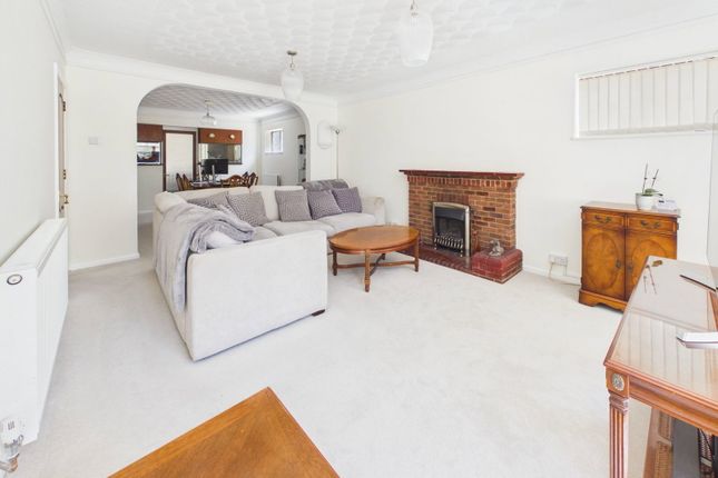 8, Kingston Broadway, Shoreham-by-sea photo 2