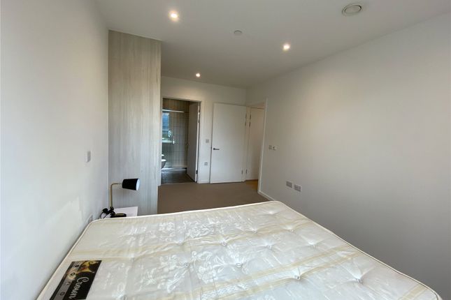 Flat 7, Meranti Apartments, 167, Grove Street, London photo 4