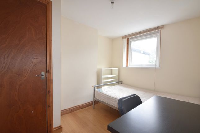 Rhymney Street, Cardiff photo 5