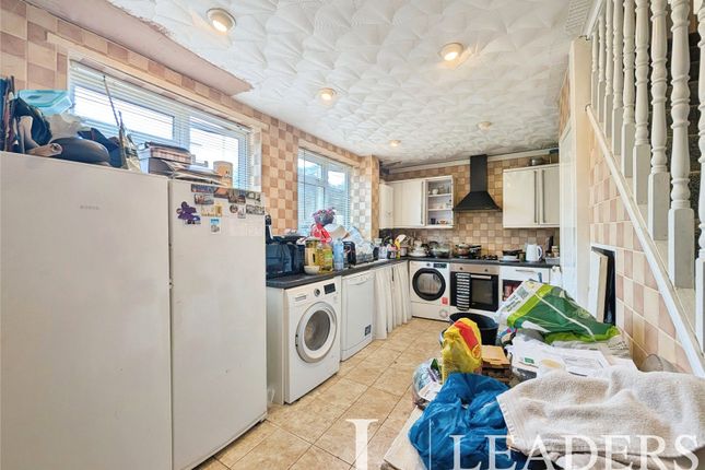 First Floor Bedroom, 14, Northbrooks, Essex photo 5