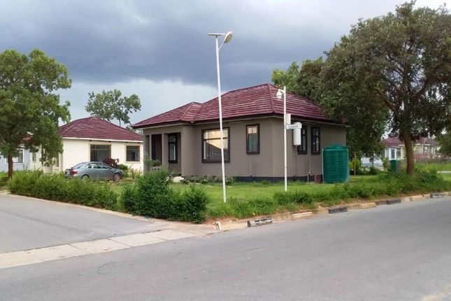 Thumbnail Detached house for sale in A350 Kabwe Road, Silverest, Lusaka, Lusaka, Zambia