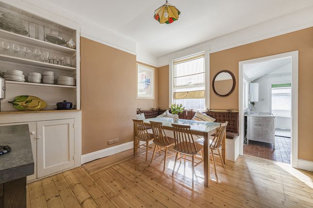 6, Howarth Road, Abbey Wood photo 3