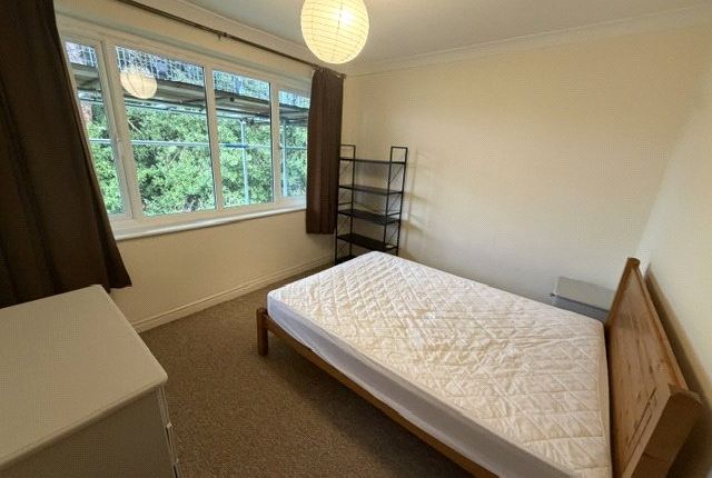 Silkdale Close, Oxfordshire photo 3