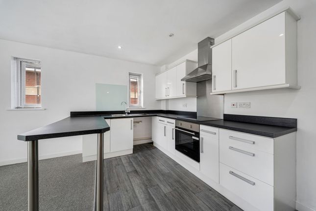 10 Richmond Court, Widnes photo 4