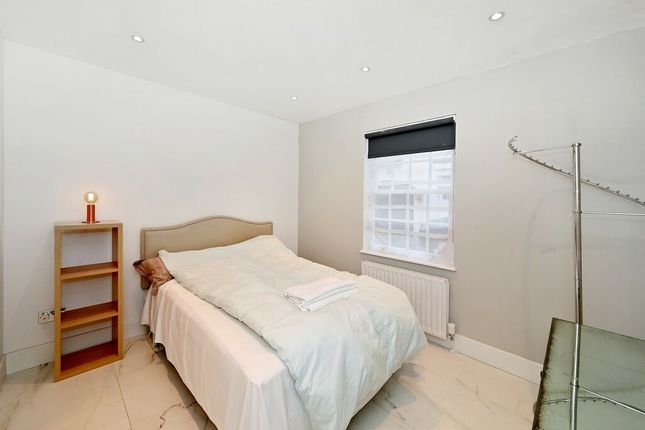 Property to rent in Eaton Mews North, Belgravia