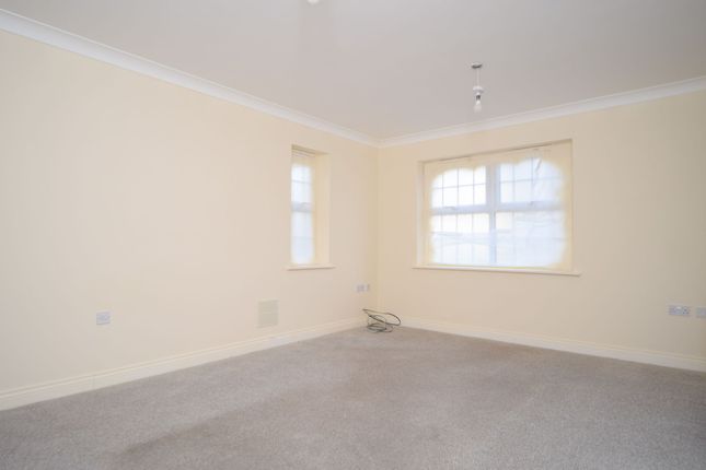 1 Robertson Way, Huntingdon photo 2