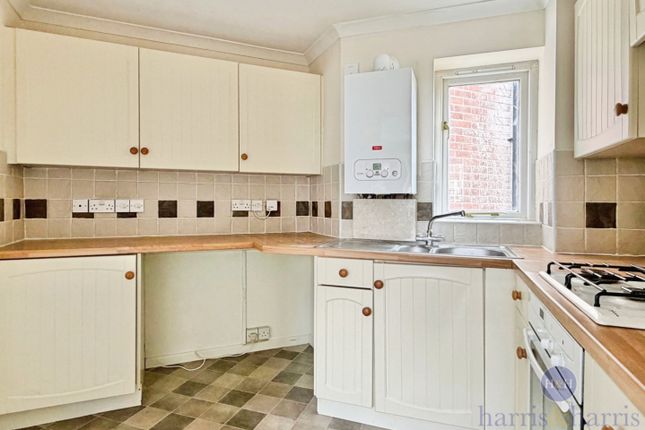 4, Otterton Mews, Axminster photo 3