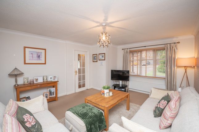 45a, Hayston Road, Cumbernauld photo 4
