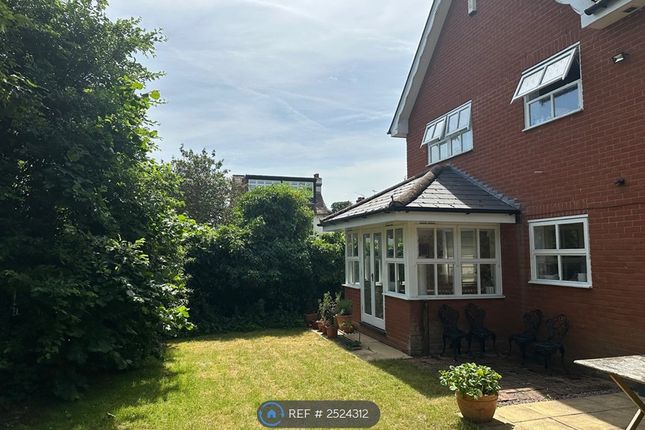 Harrison Court, Rai Afford Road, Chelmsford photo 2