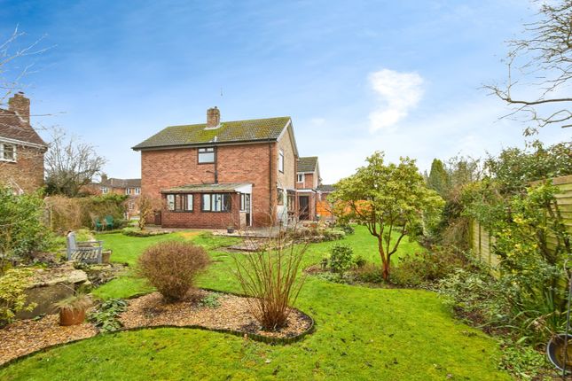 10, Belvedere Close, Staffordshire photo 2