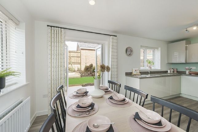 116, Thyme Close, Daventry photo 2