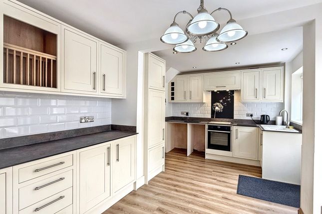 8 Dunbar Road, Coalville photo 2