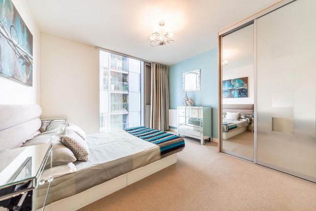 Flat 21, Atrium Heights, 4 Little Thames Walk, London photo 3