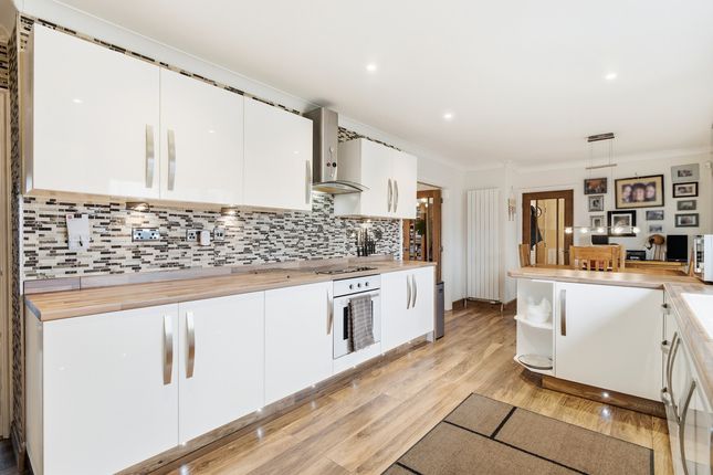 43, Elm Drive, Doncaster photo 4