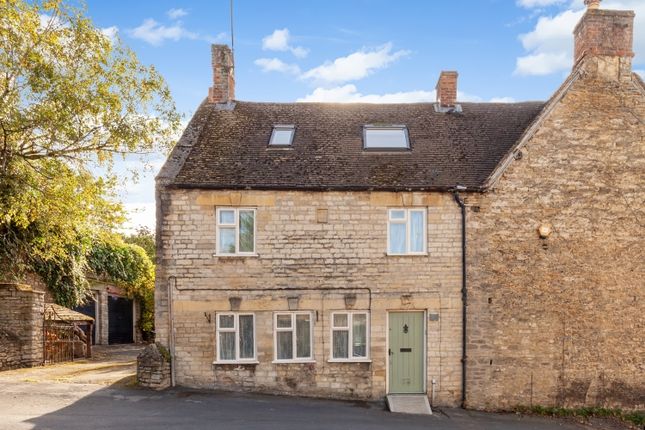 Cottage for sale in Woodgreen, Witney