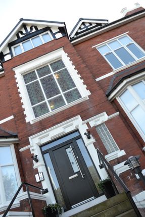 Flat to rent in Cambridge Road, Southport
