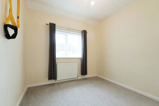 Terraced house for sale in Newstead View, Fitzwilliam, Pontefract