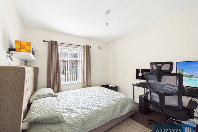 76, Fenby Avenue, West Yorkshire photo 5