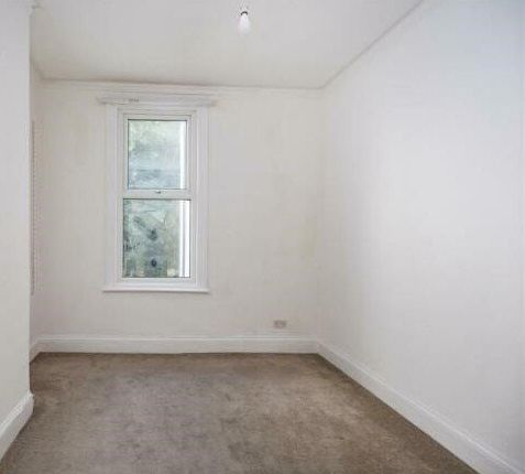 Flat for sale in Gladstone Place, Brighton