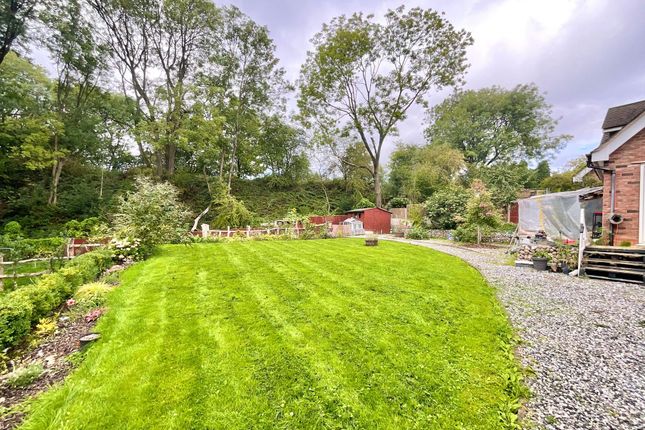 1 Dean Brook Drive, Stoke-On-Trent photo 3