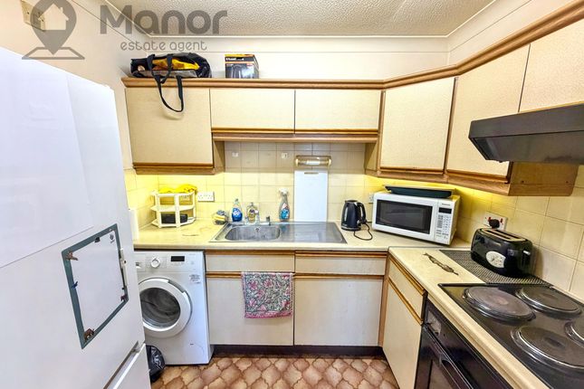 Flat 56, Ilford photo 3
